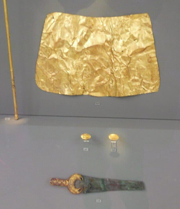 Mycenaean gold artifacts — φωτογραφία αρχείου · Erik Drost / CC BY 2.0, μέσω Wikimedia Commons