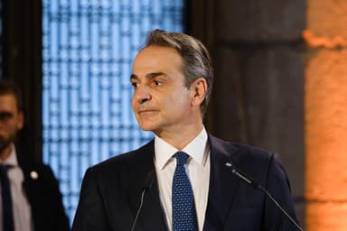 Μητσοτάκης σε Ζελένσκι στις Βρυξέλλες: η Ελλάδα ζητά να μη φτάνουν οι επιχειρήσεις πέρα από την εμπόλεμη ζώνη — με αφορμή το drone στη Λευκάδα