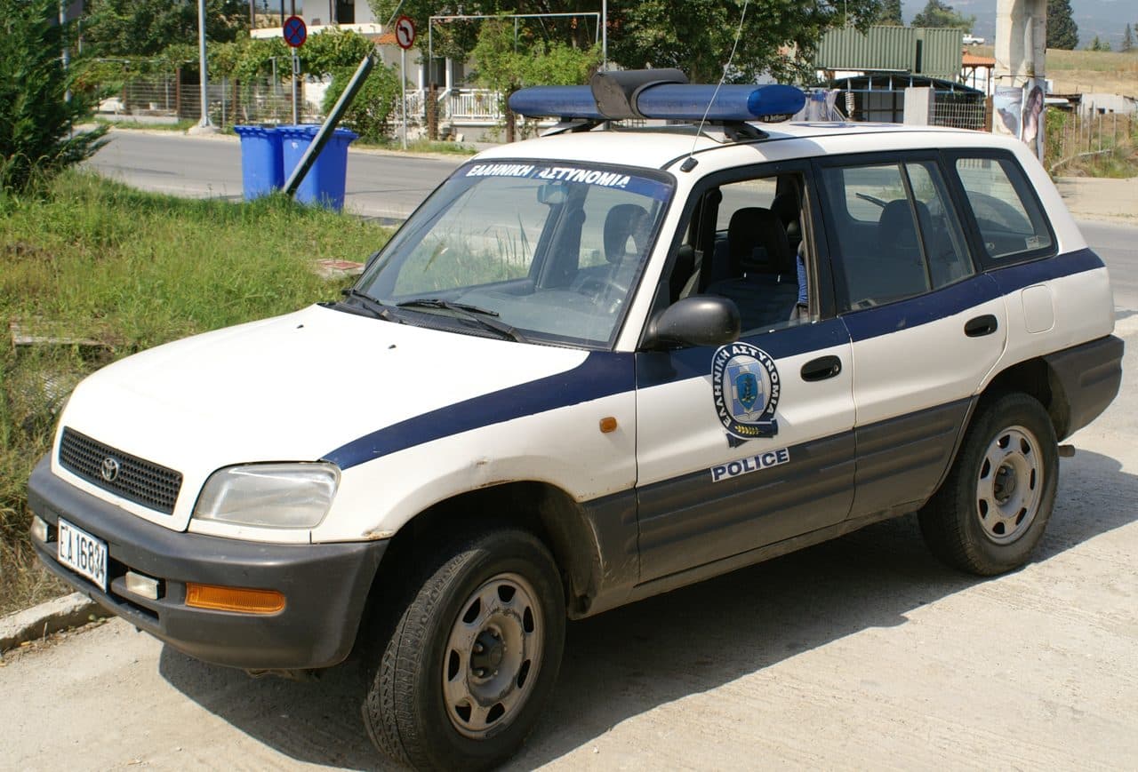 Αστυνομική έρευνα και σύλληψη. — φωτογραφία αρχείου · Dickelbers / CC BY-SA 3.0, μέσω Wikimedia Commons